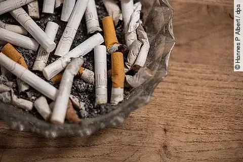 urn:newsml:dpa.com:20090101:250623-935-668575