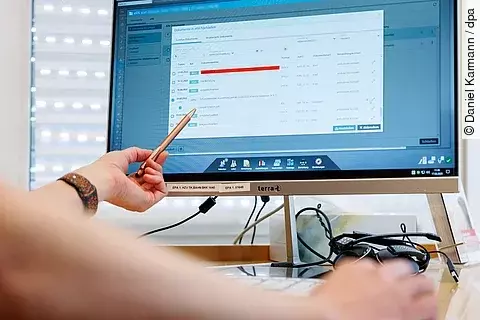 digitale Patientenakte am Bildschirm