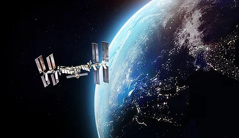 Interntaional space station. ISS station on orbit of the Earth p Interntaional space station. ISS station on orbit of the Earth p
